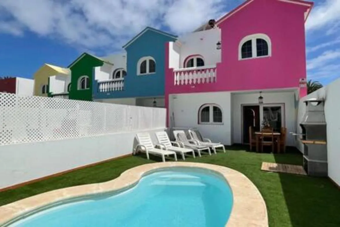 Corralejo Beachside Villa Eter With Private Pool, Bbq & Fast Wifi