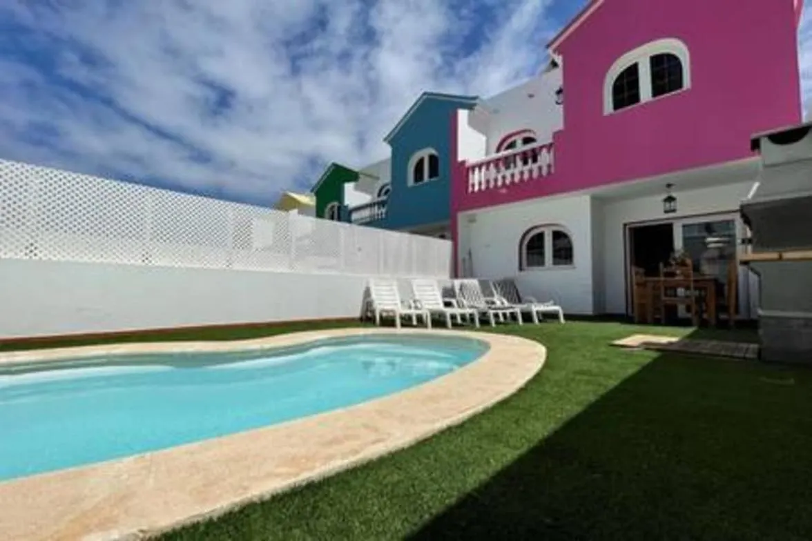 Corralejo Beachside Villa Eter With Private Pool, Bbq & Fast Wifi