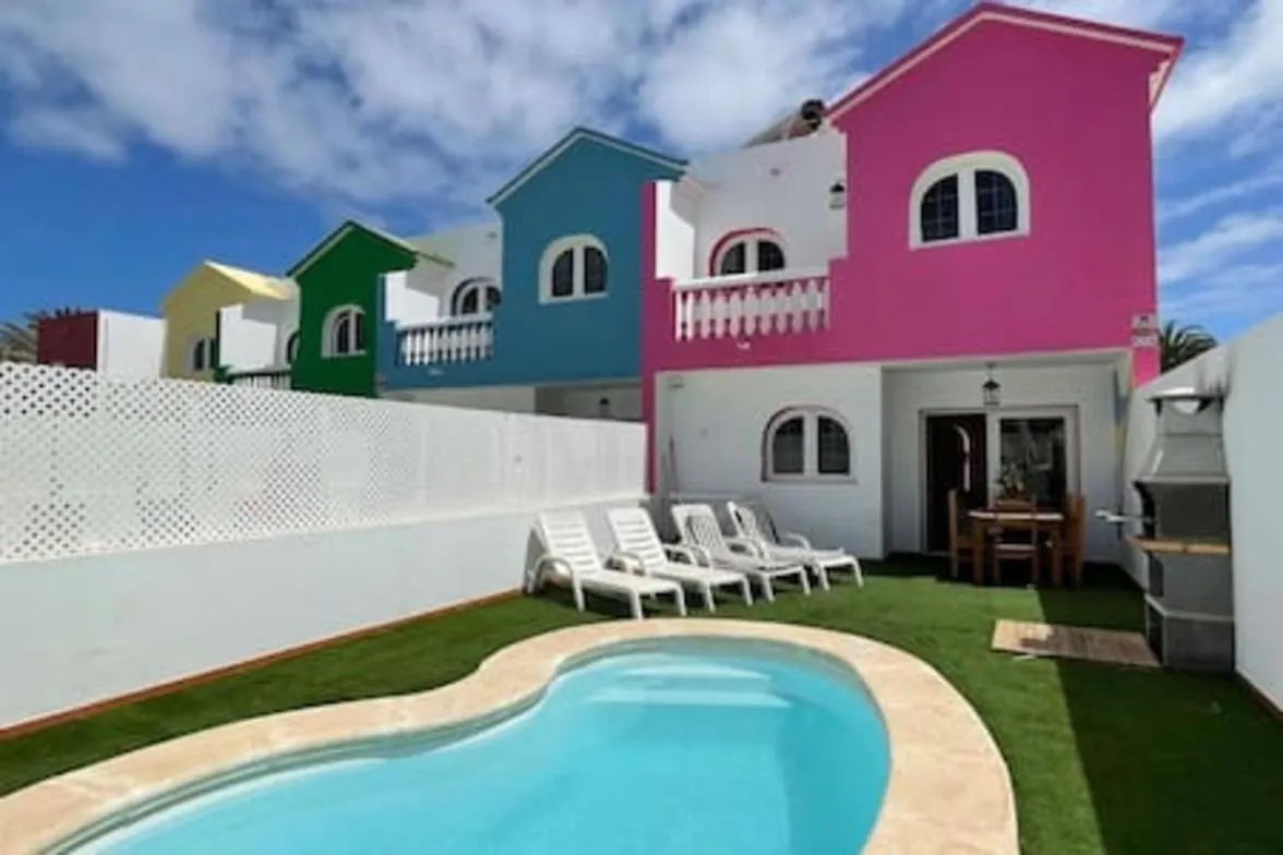 Corralejo Beachside Villa Eter With Private Pool, Bbq & Fast Wifi Spain